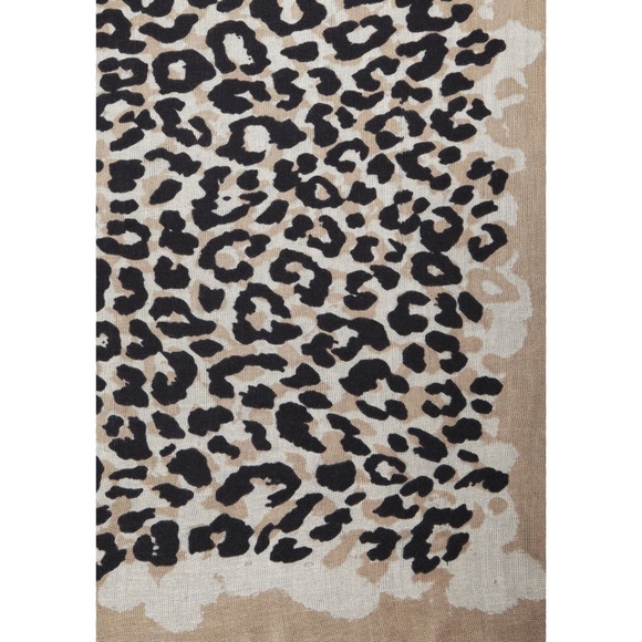 bundle of 4 Express Overlapping Leopard Scarves - Picture 8 of 8